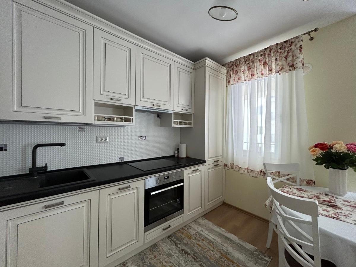Apartament Rose Gura Humorului Dış mekan fotoğraf